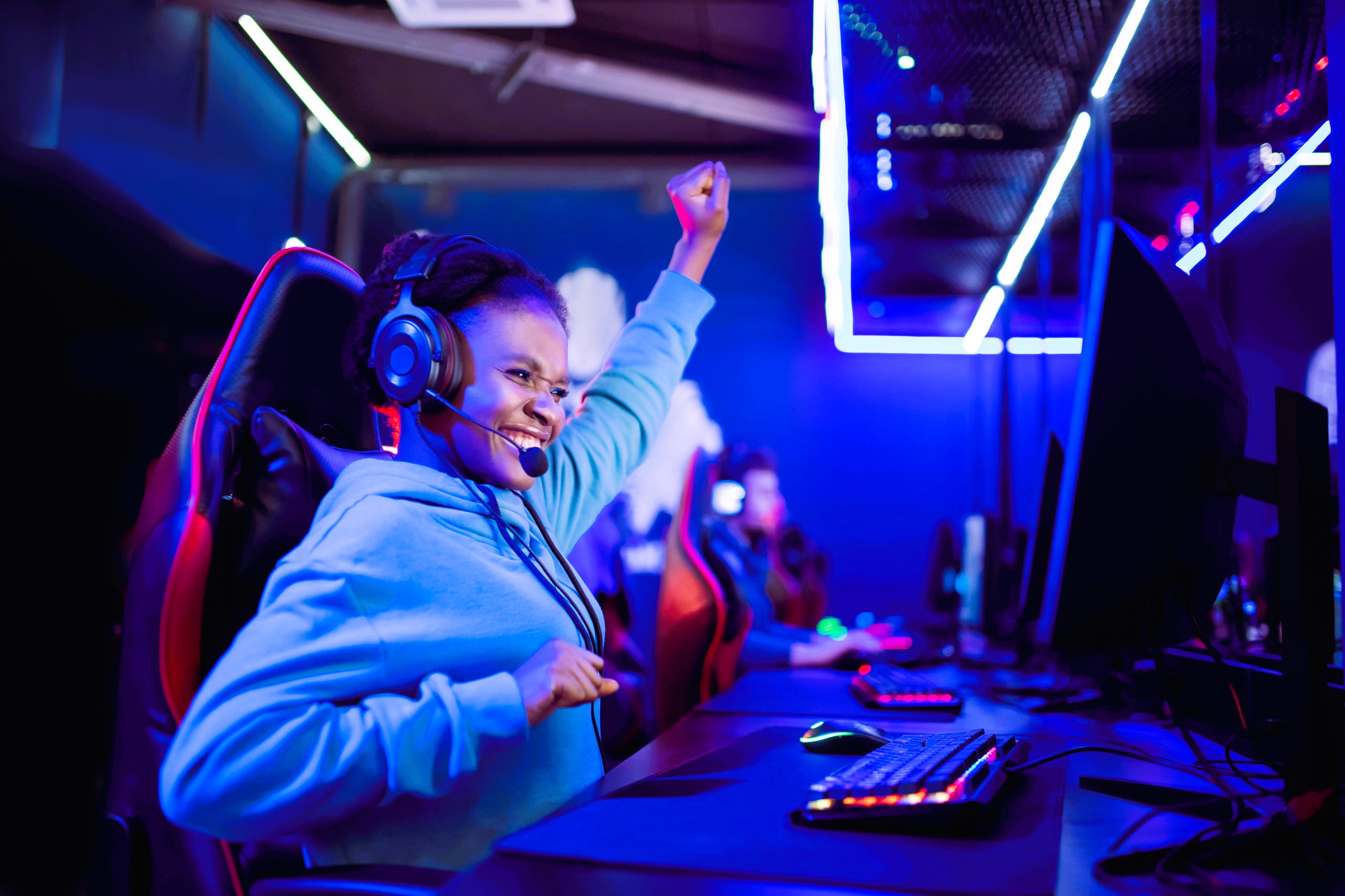 Streamer african young woman